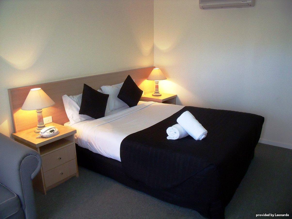 נובל פארק Sandown Heritage Motel מראה חיצוני תמונה