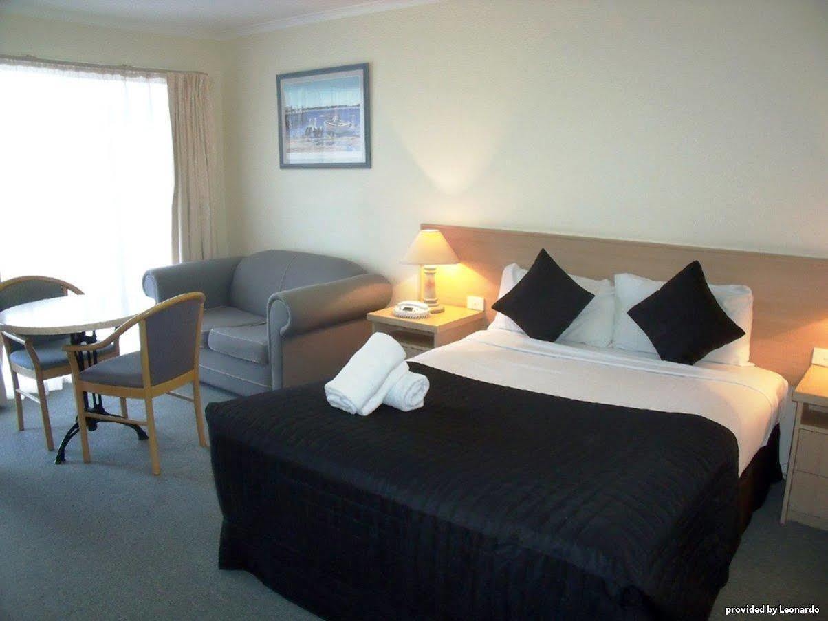 נובל פארק Sandown Heritage Motel מראה חיצוני תמונה